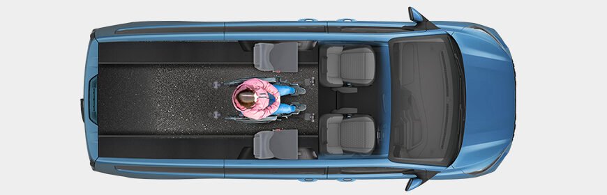 RE L2 rozvržení: 4 Sedadel | 1 Invalidní vozík