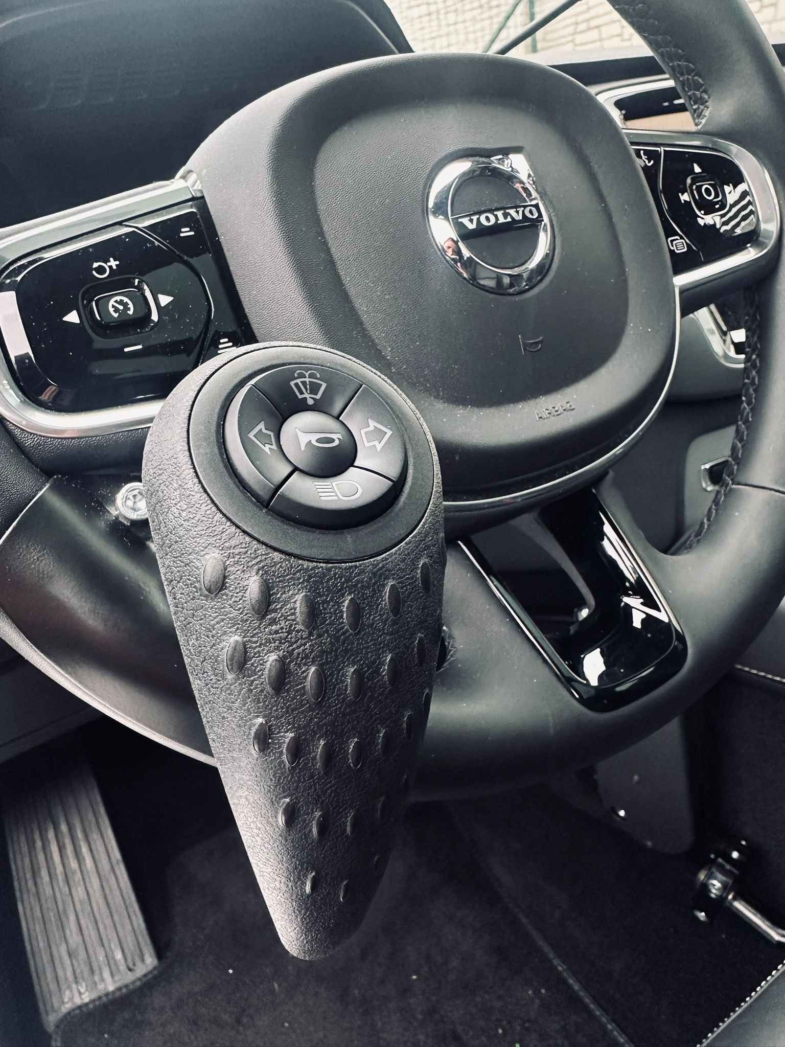 Ergonomický ovladač VAC 412